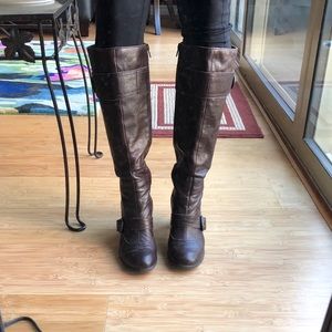 Born Chocolate Boots